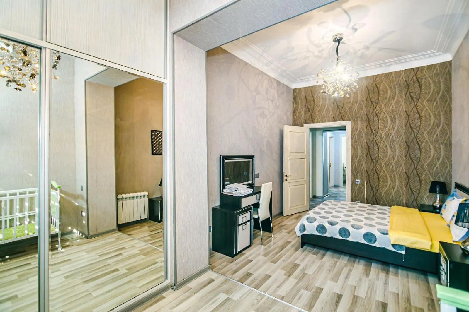 Azneft Square Deluxe Apartment Baku 0*,