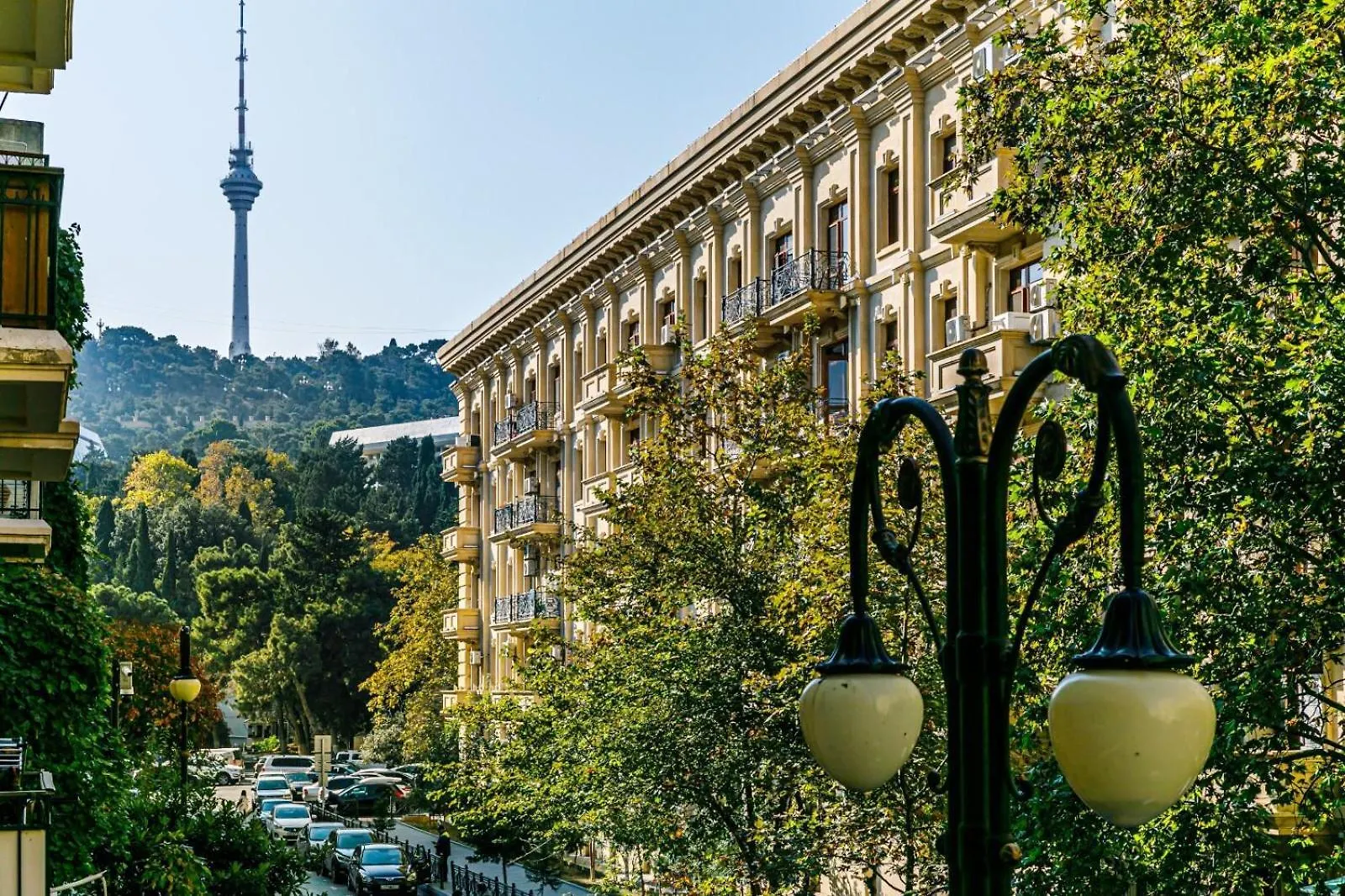 Azneft Square Deluxe Apartment Baku