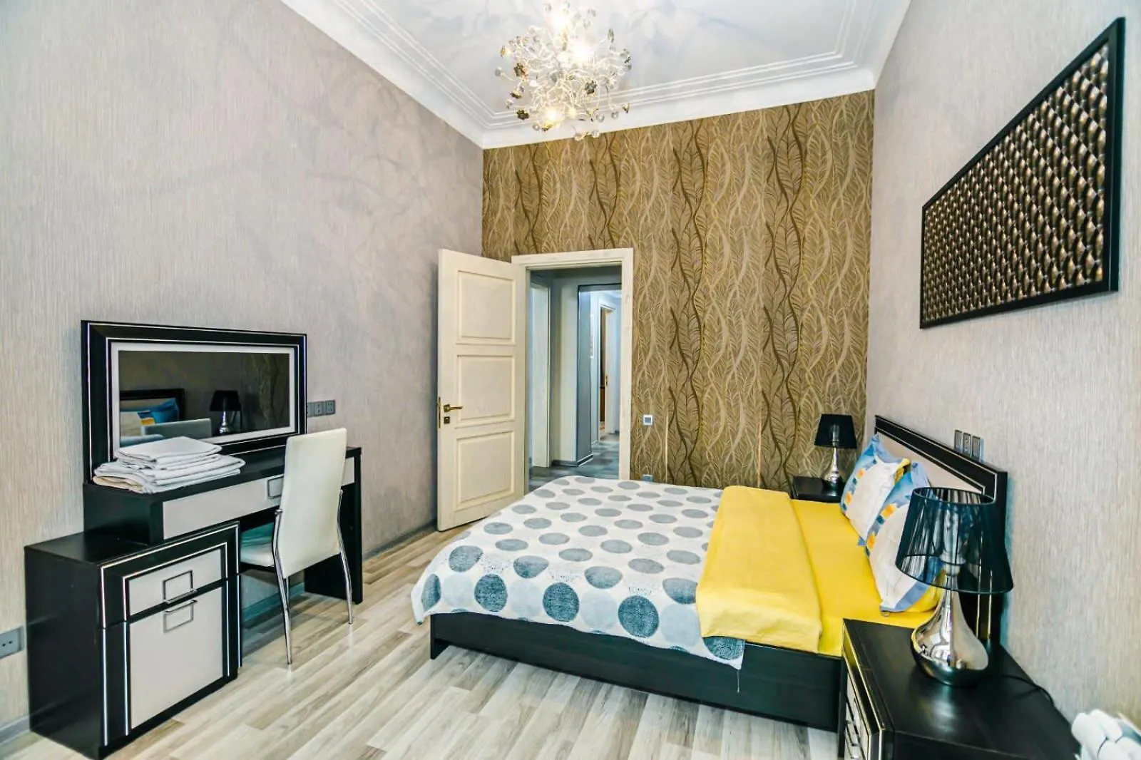 Azneft Square Deluxe Apartment Baku